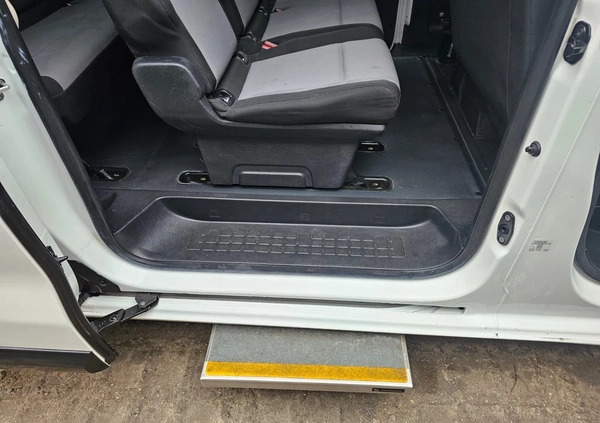 Citroen Jumpy Combi cena 45900 przebieg: 25000, rok produkcji 2020 z Chodzież małe 277